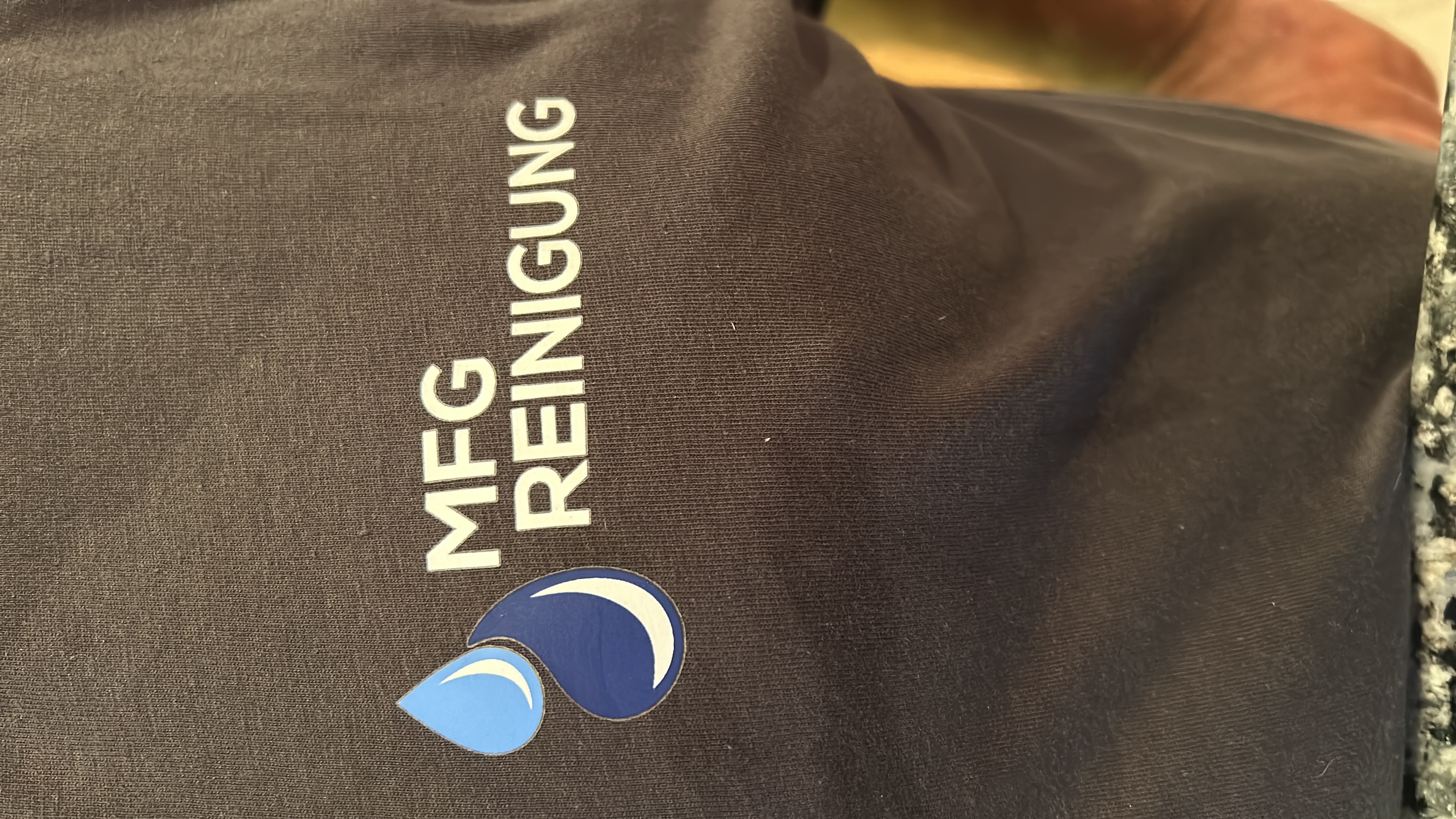 MFG Reinigungen GmbH Logo